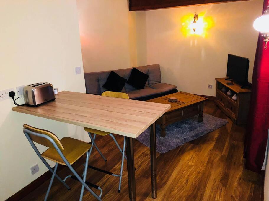 Vibrant Apartment At The Shore In Leith EDI Exterior foto